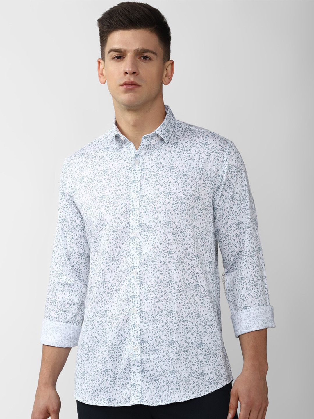 

V Dot Men White Slim Fit Printed Casual Shirt