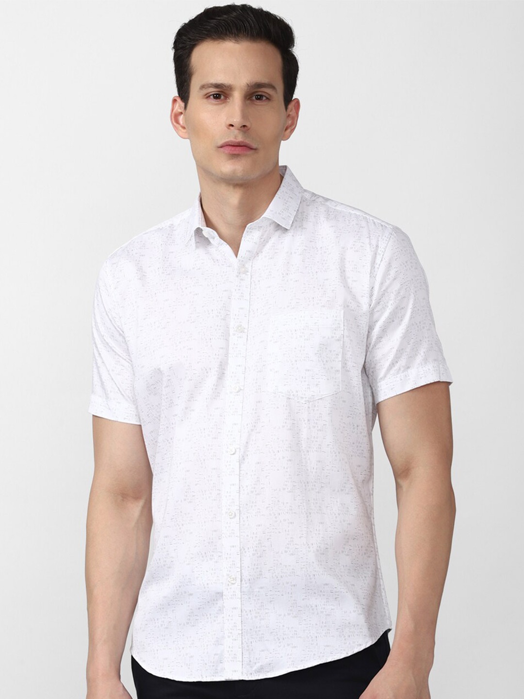

V Dot Men White Slim Fit Printed Casual Shirt