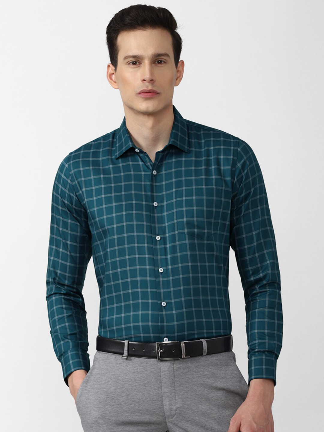 

Van Heusen Men Green Slim Fit Checked Formal Shirt