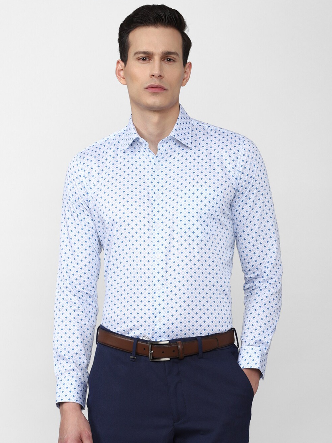 

Van Heusen Men Blue Slim Fit Printed Formal Shirt