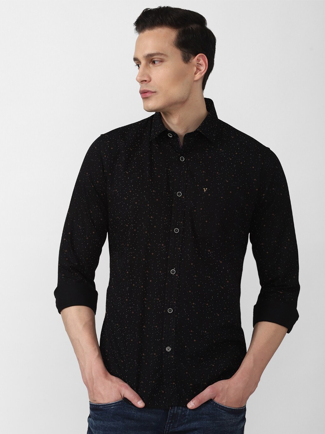 

Van Heusen Sport Men Black Slim Fit Printed Casual Shirt