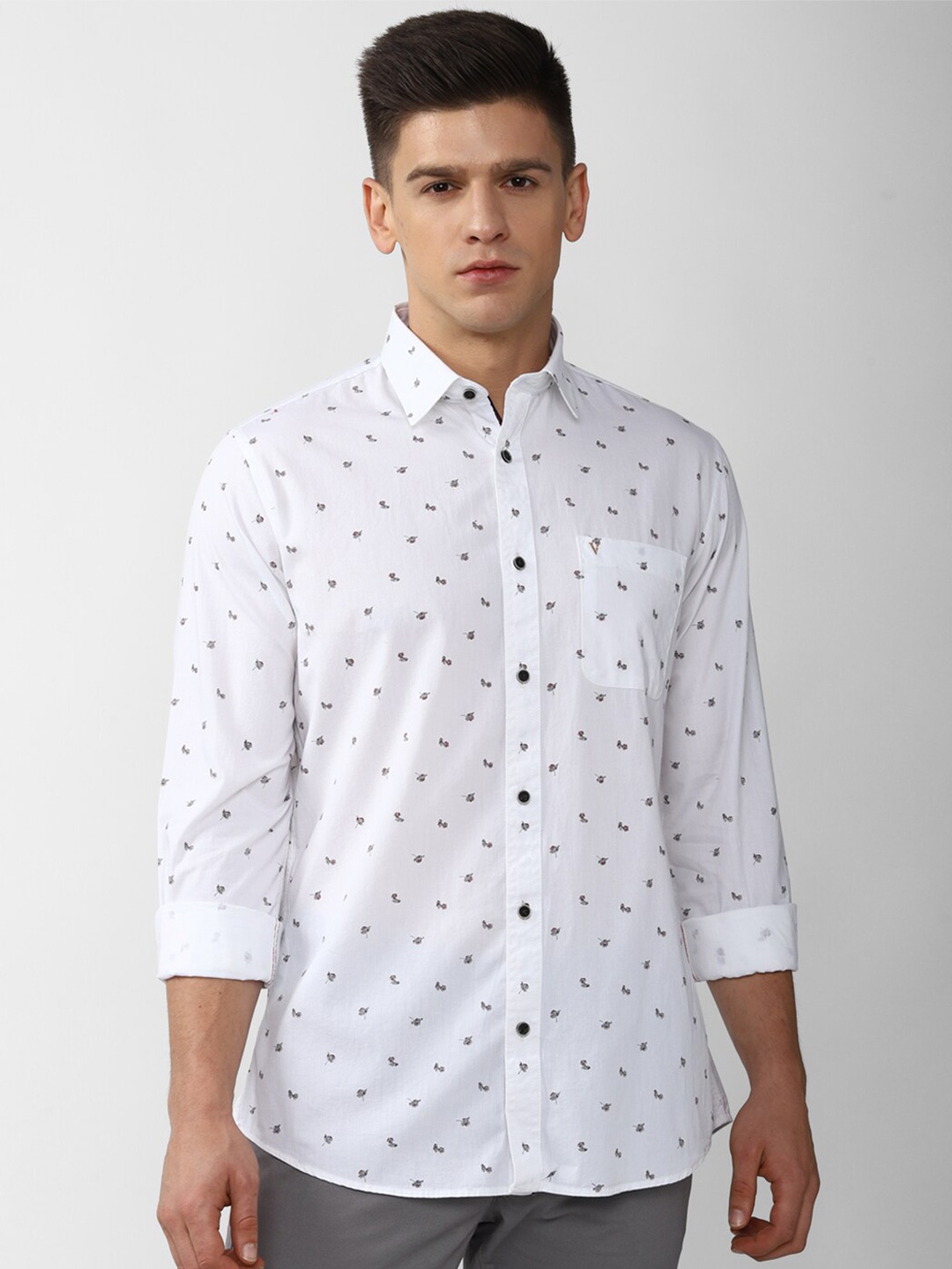 

Van Heusen Sport Men White Slim Fit Printed Casual Shirt