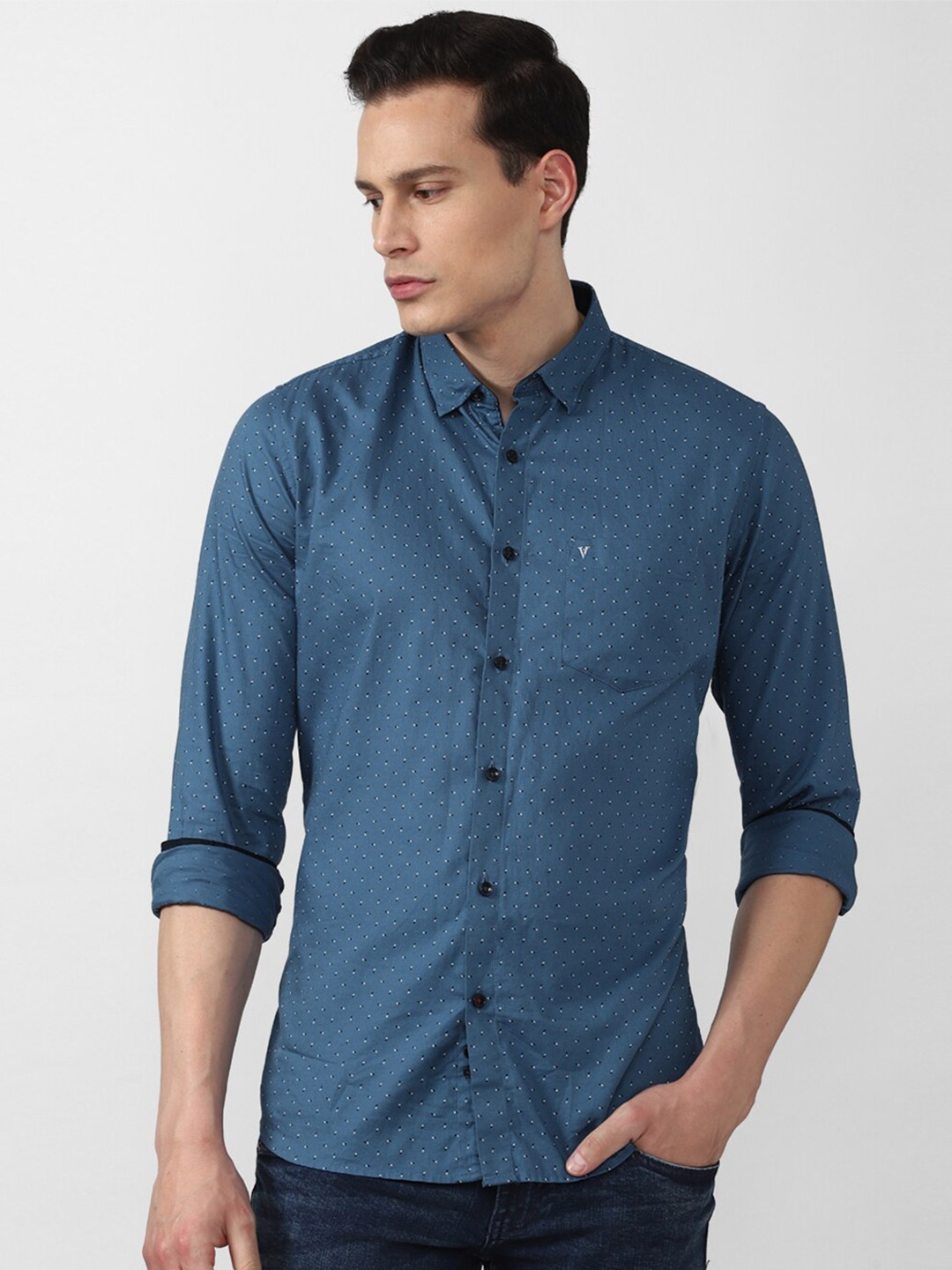 

Van Heusen Sport Men Blue Slim Fit Printed Cotton Casual Shirt