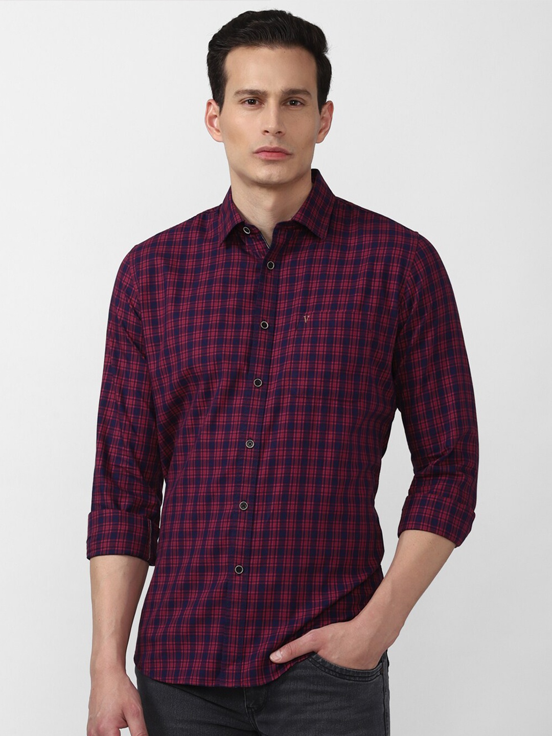 

Van Heusen Sport Men Maroon Slim Fit Checked Casual Shirt