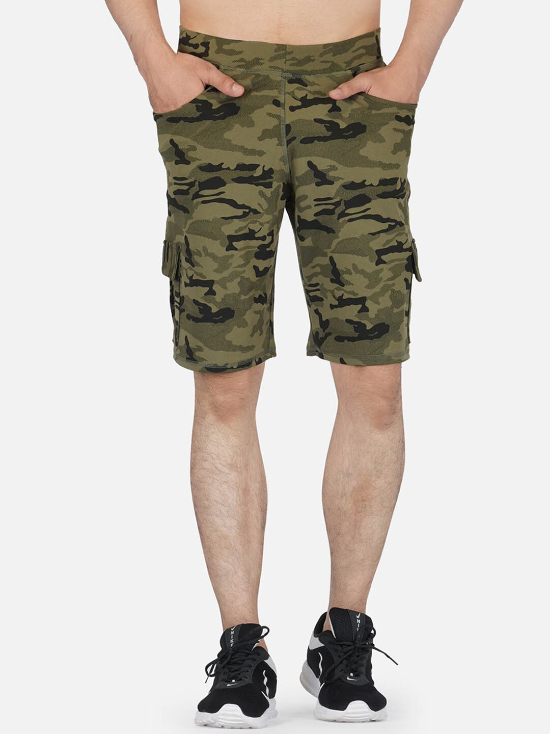 

IMPERATIVE Men Olive Green Camouflage Printed Shorts