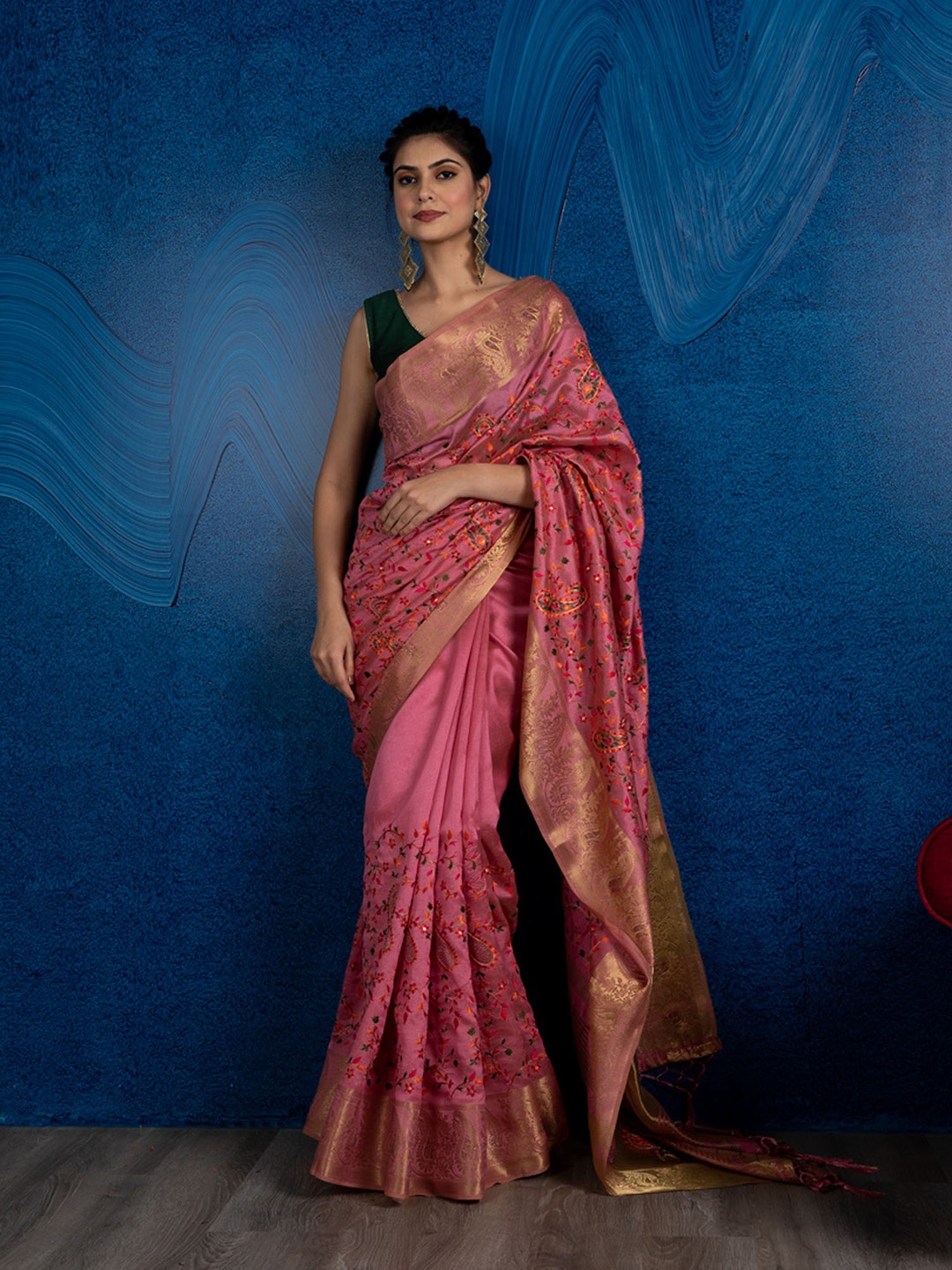 

BEATITUDE Pink & Orange Paisley Zari Silk Blend Saree