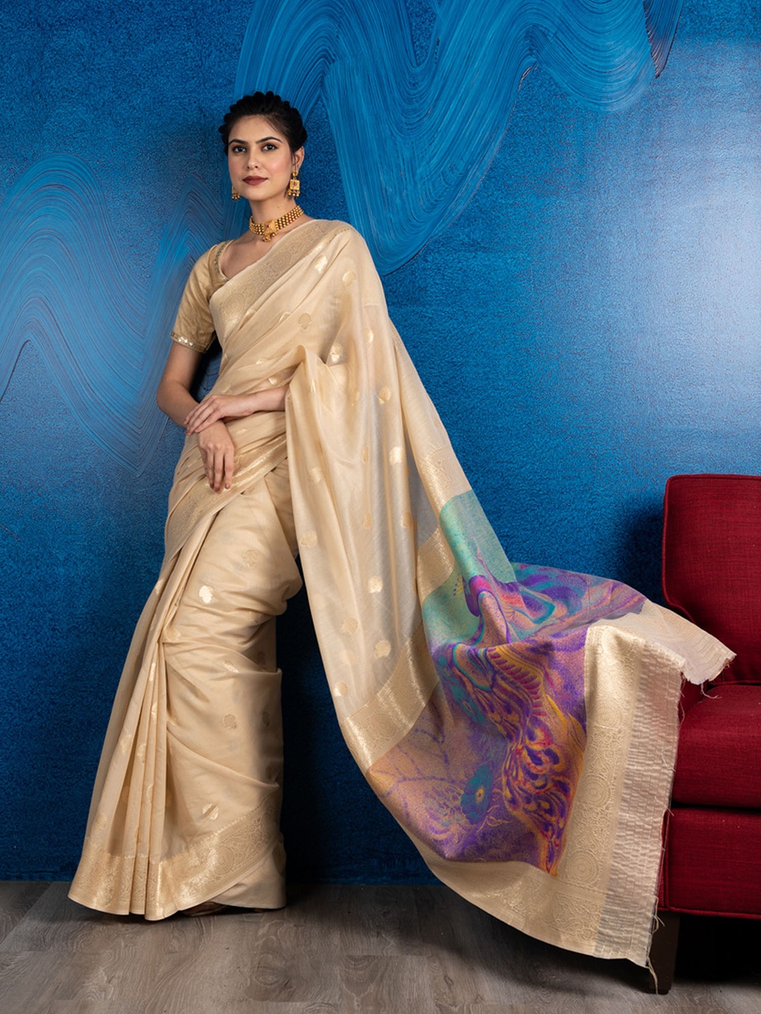 

BEATITUDE Beige & Green Floral Zari Silk Blend Banarasi Saree