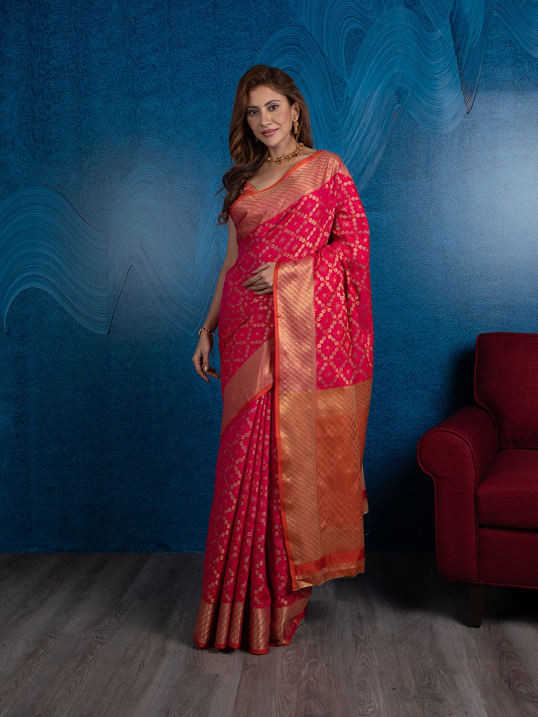 

BEATITUDE Pink & Gold-Toned Zari Silk Blend Patola Saree
