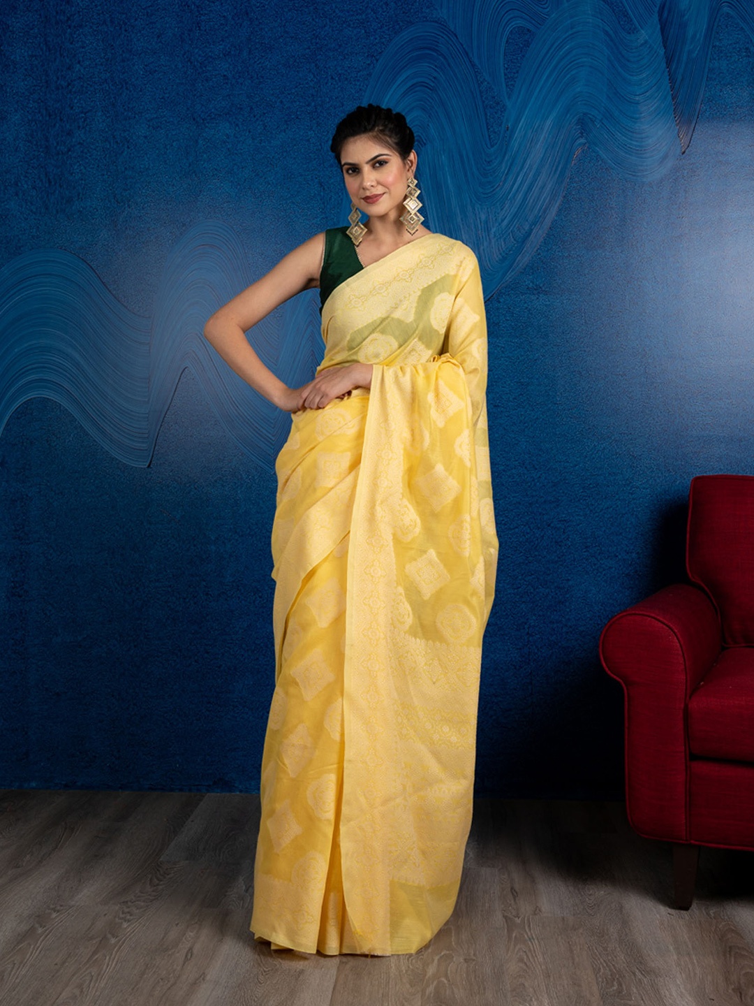 

BEATITUDE Yellow & White Ethnic Motifs Chanderi Cotton Saree