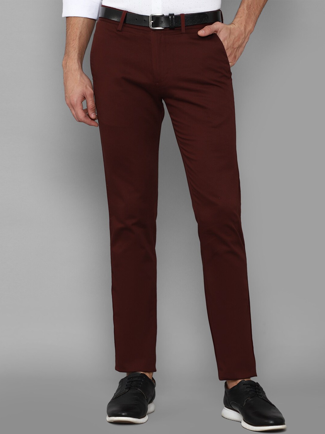 

Allen Solly Men Maroon Solid Slim Fit Trousers