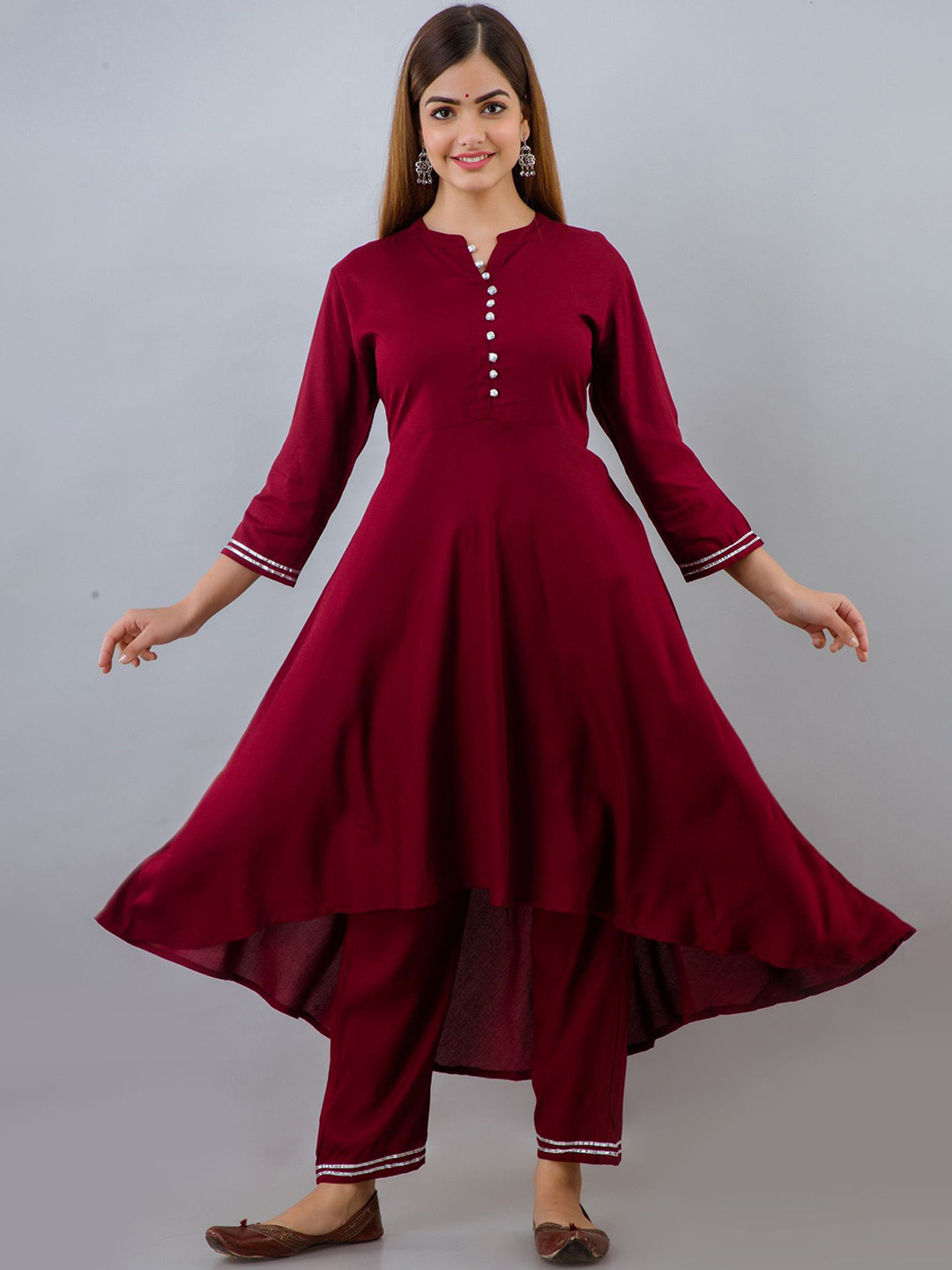 

FABISTA Women High-Low Kurta with Trousers, Maroon