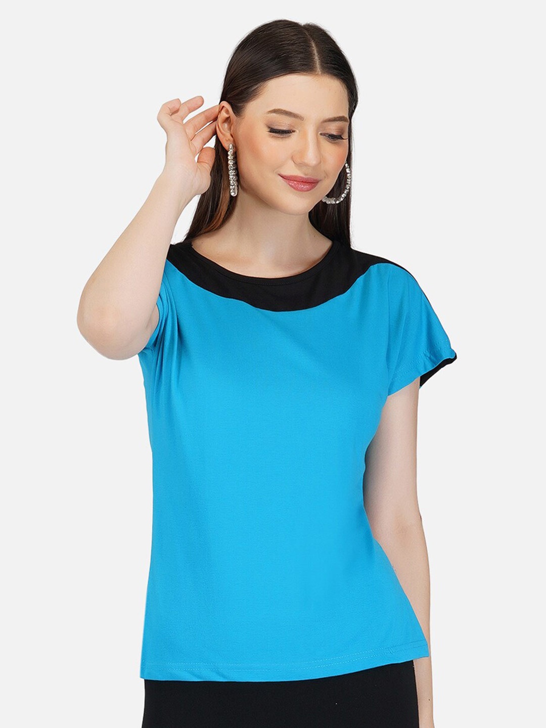 

BASE 41 Women Blue Sleeves Slim Fit T-shirt