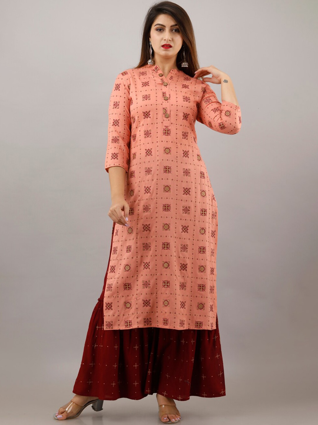 

MAUKA Women Peach-Coloured Panelled Kurti with Sharara