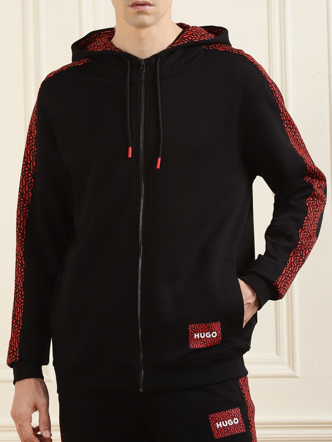 

HUGO Men Black Hooded Sweatshirt