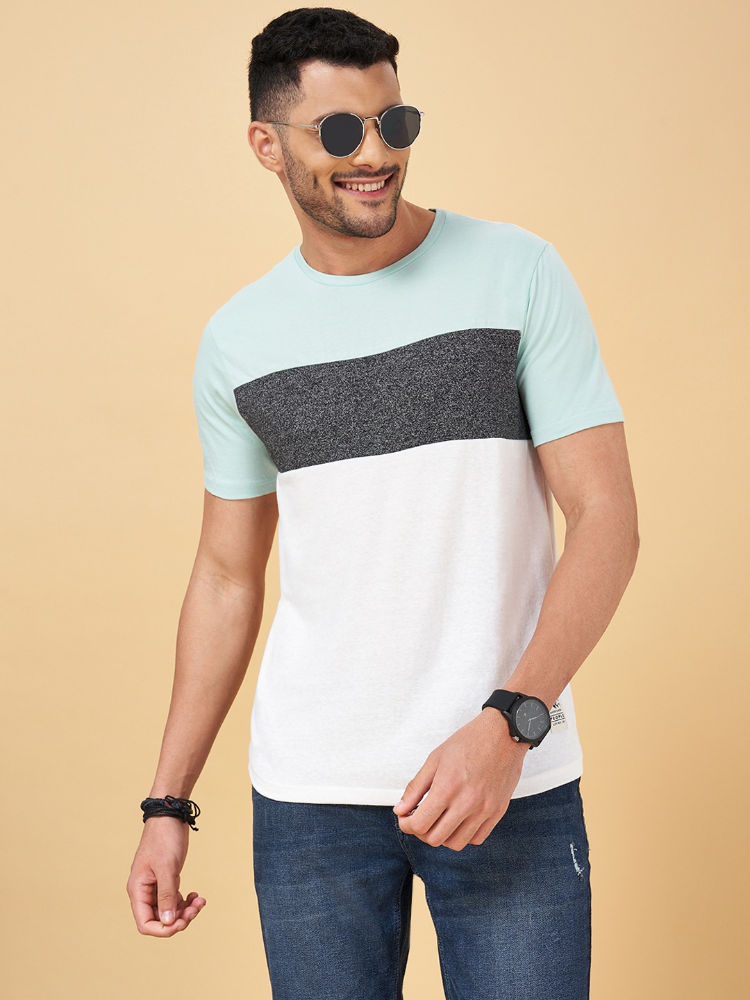 

People Men Blue Colourblocked T-shirt
