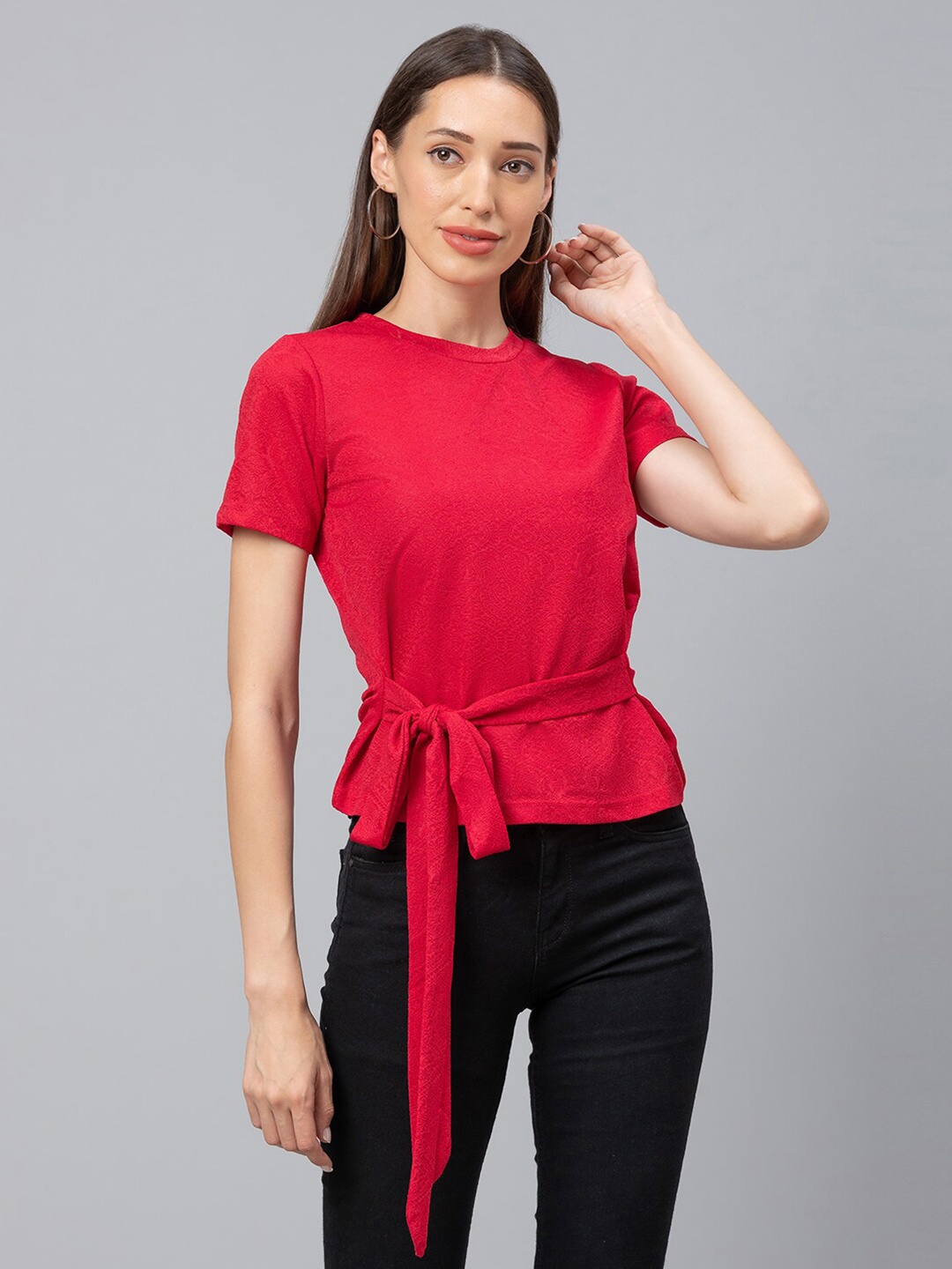 

Globus Women Solid Red Chambray Top