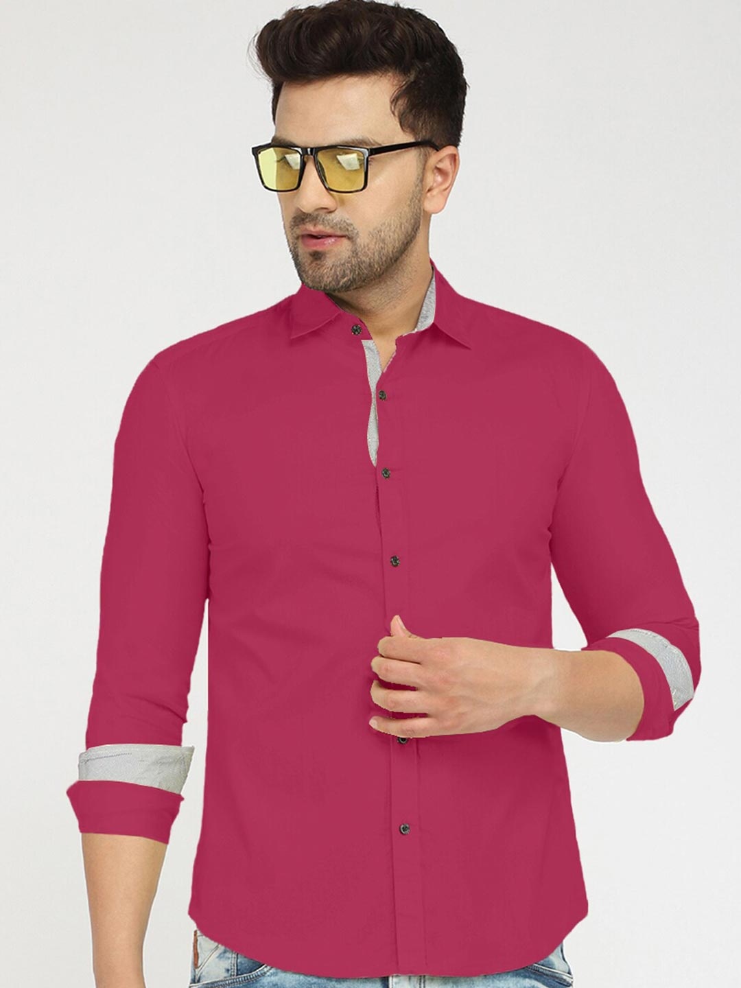 

Zombom Men Burgundy Standard Casual Shirt