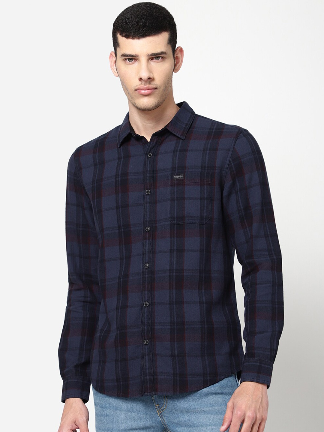 

Wrangler Men Navy Blue Checked Casual Shirt