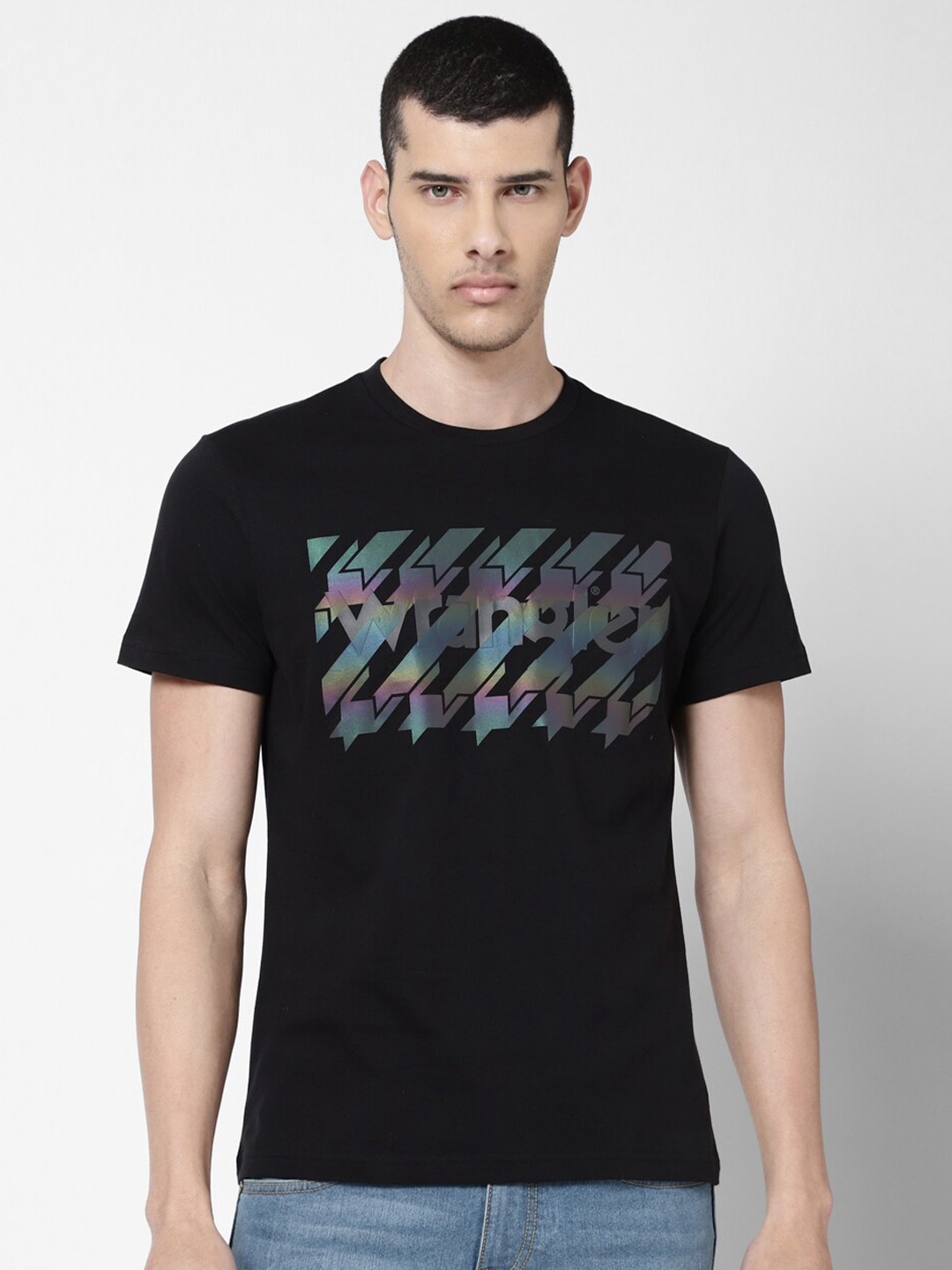 

Wrangler Men Black Geometric Printed Cotton T-shirt