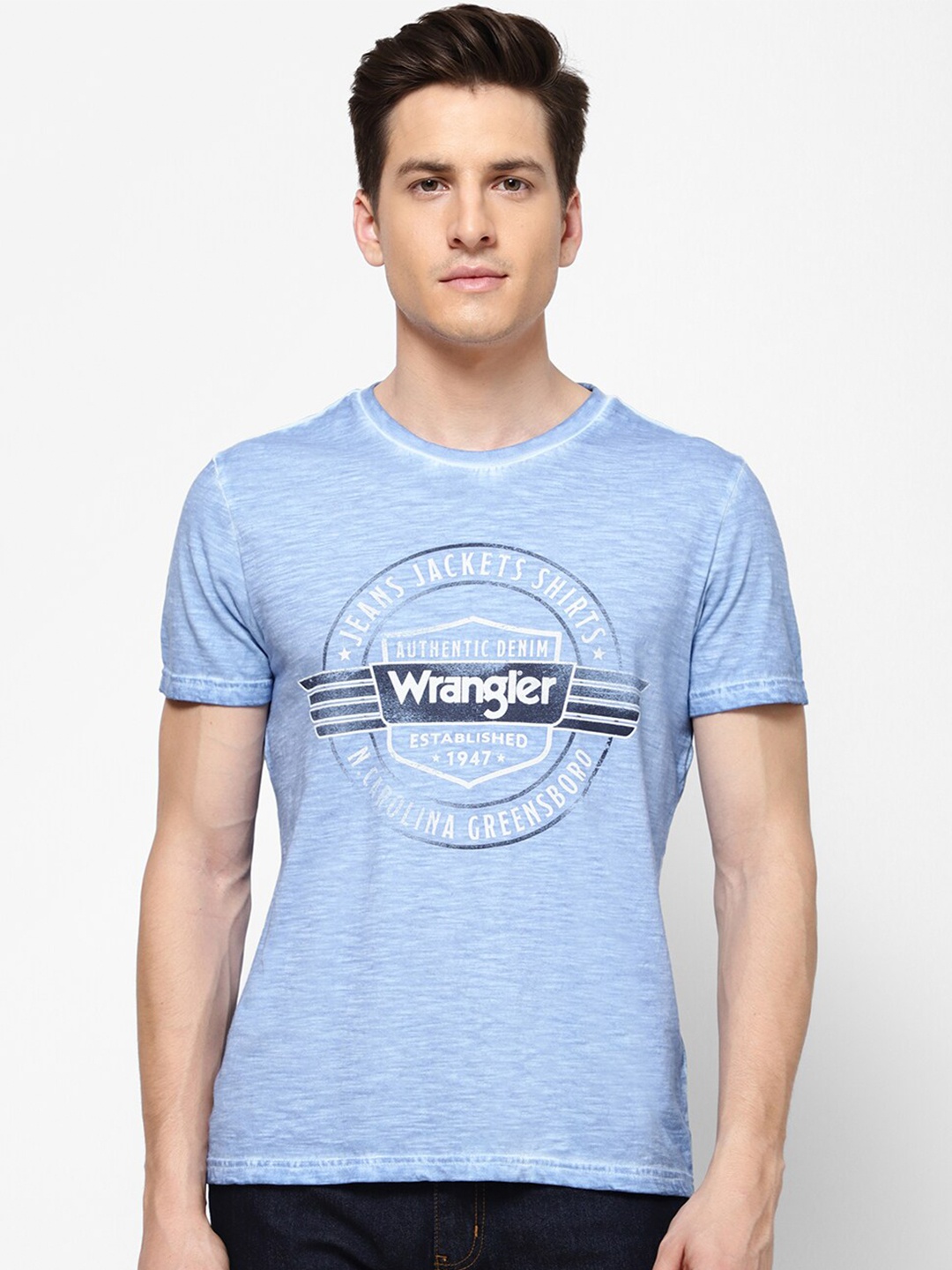 

Wrangler Men Blue Typography Printed Raw Edge T-shirt