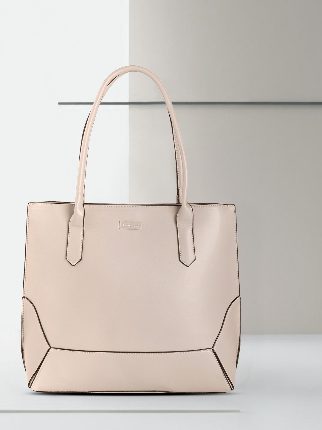 

Van Heusen Women Grey Structured Shoulder Bag