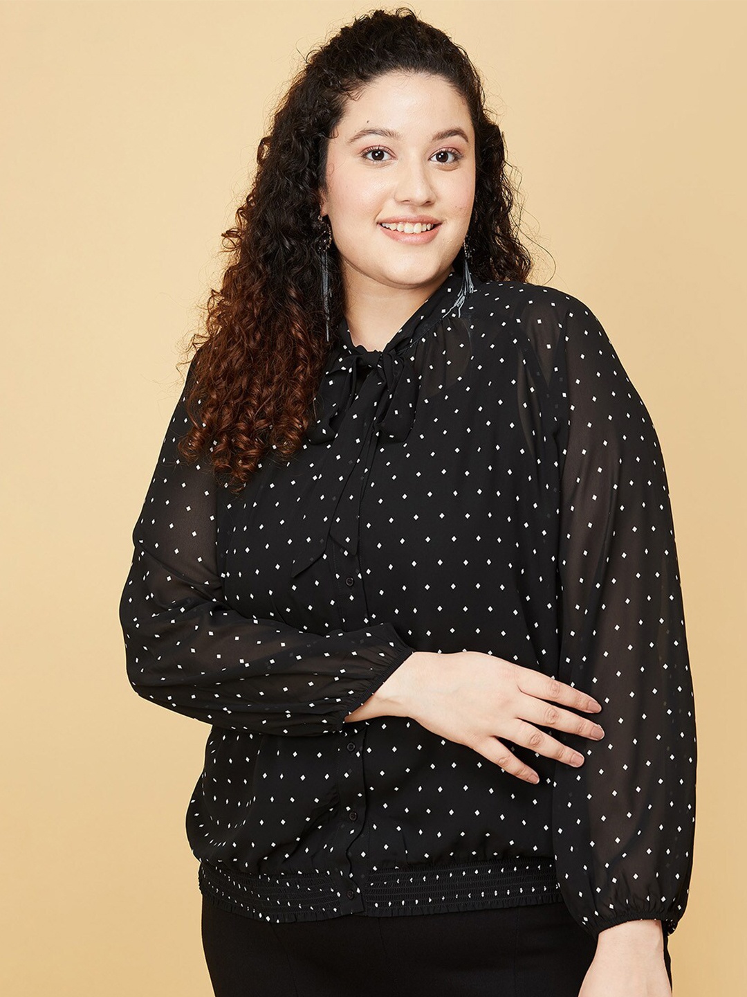 

max Women Plus Size Black & White Geometric Print Tie-Up Neck Top