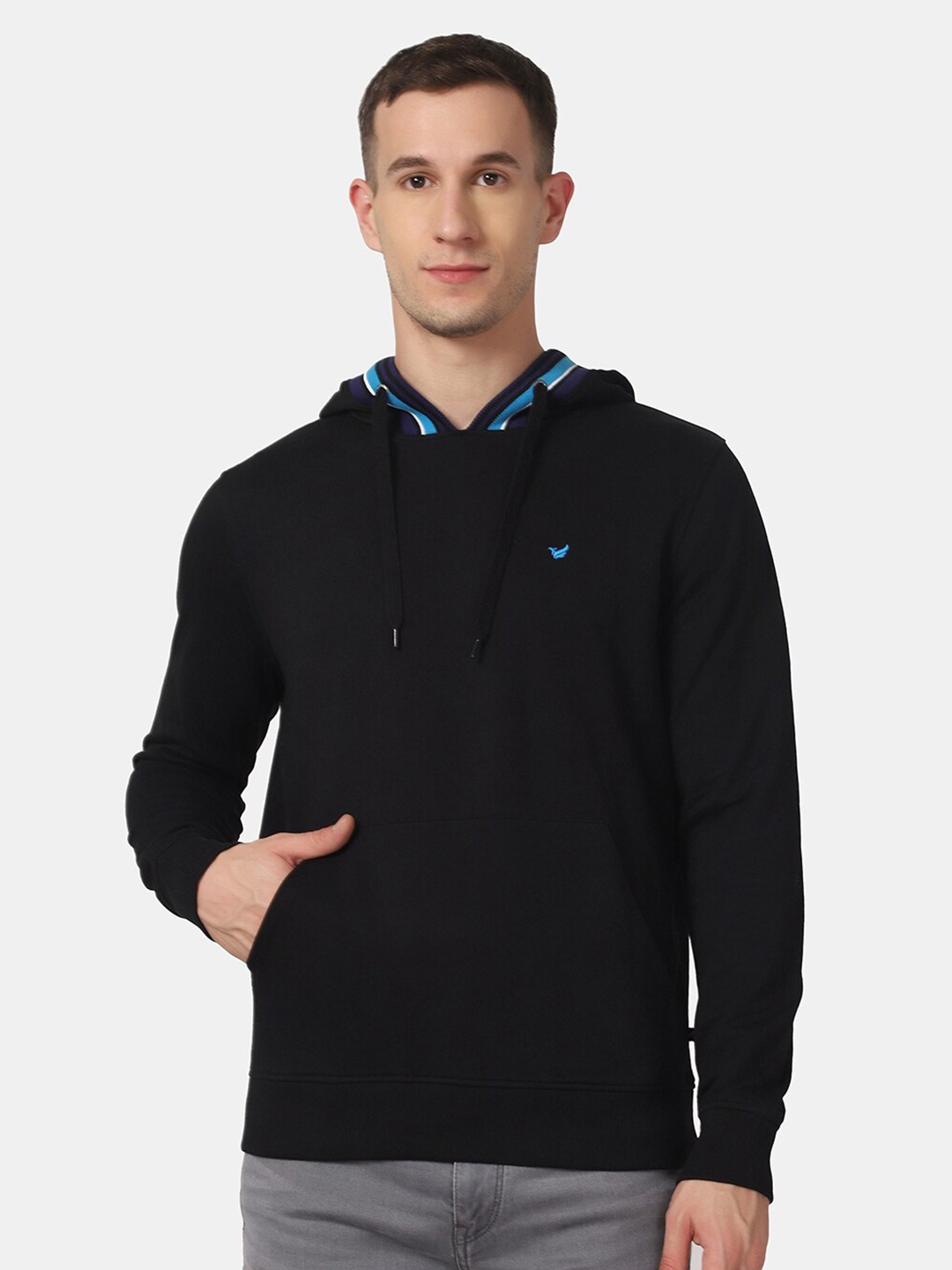 

Blackberrys Men Black Solid Hooded Sweatshirt