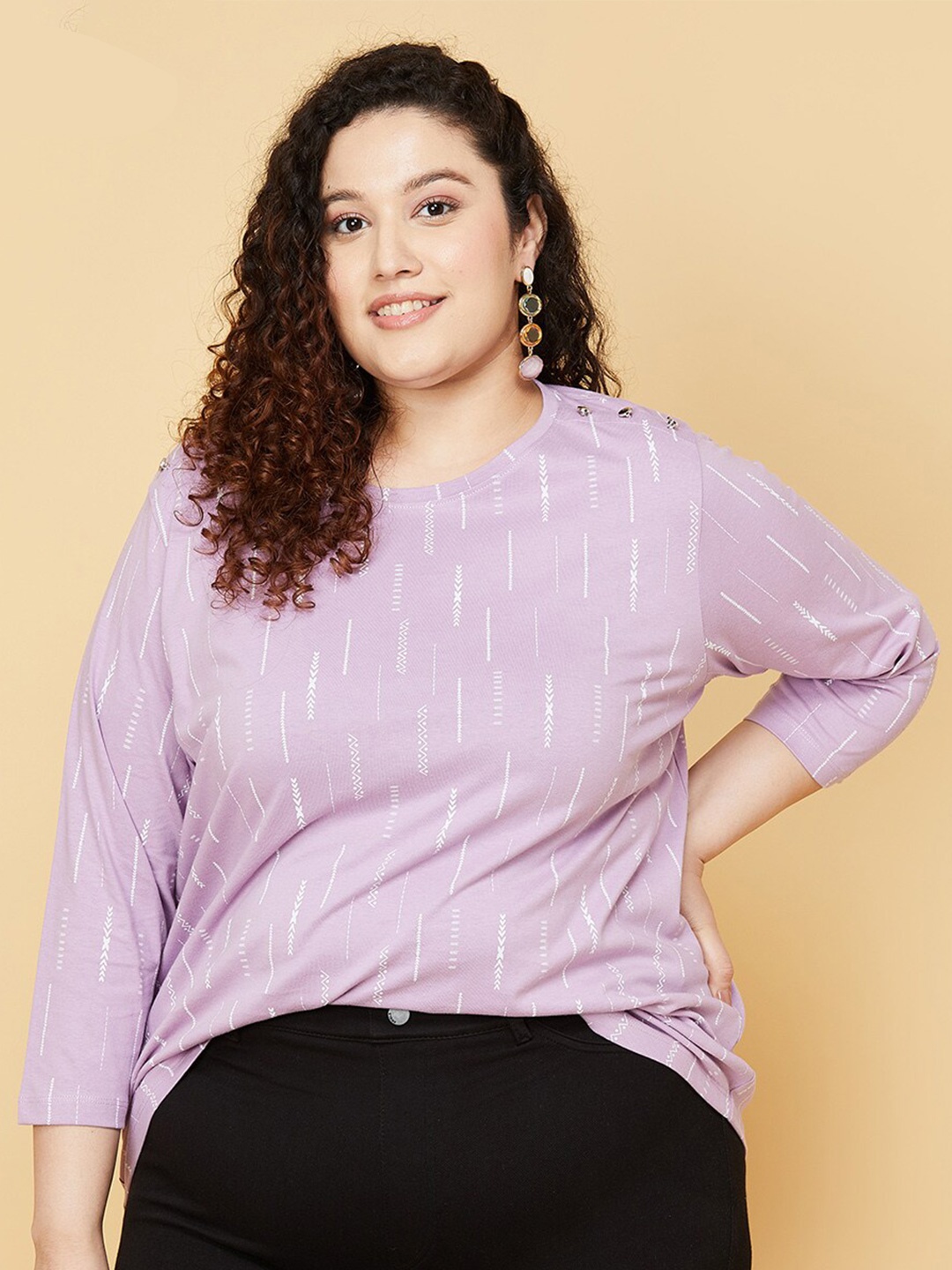 

max Women Lavender & White Print Top