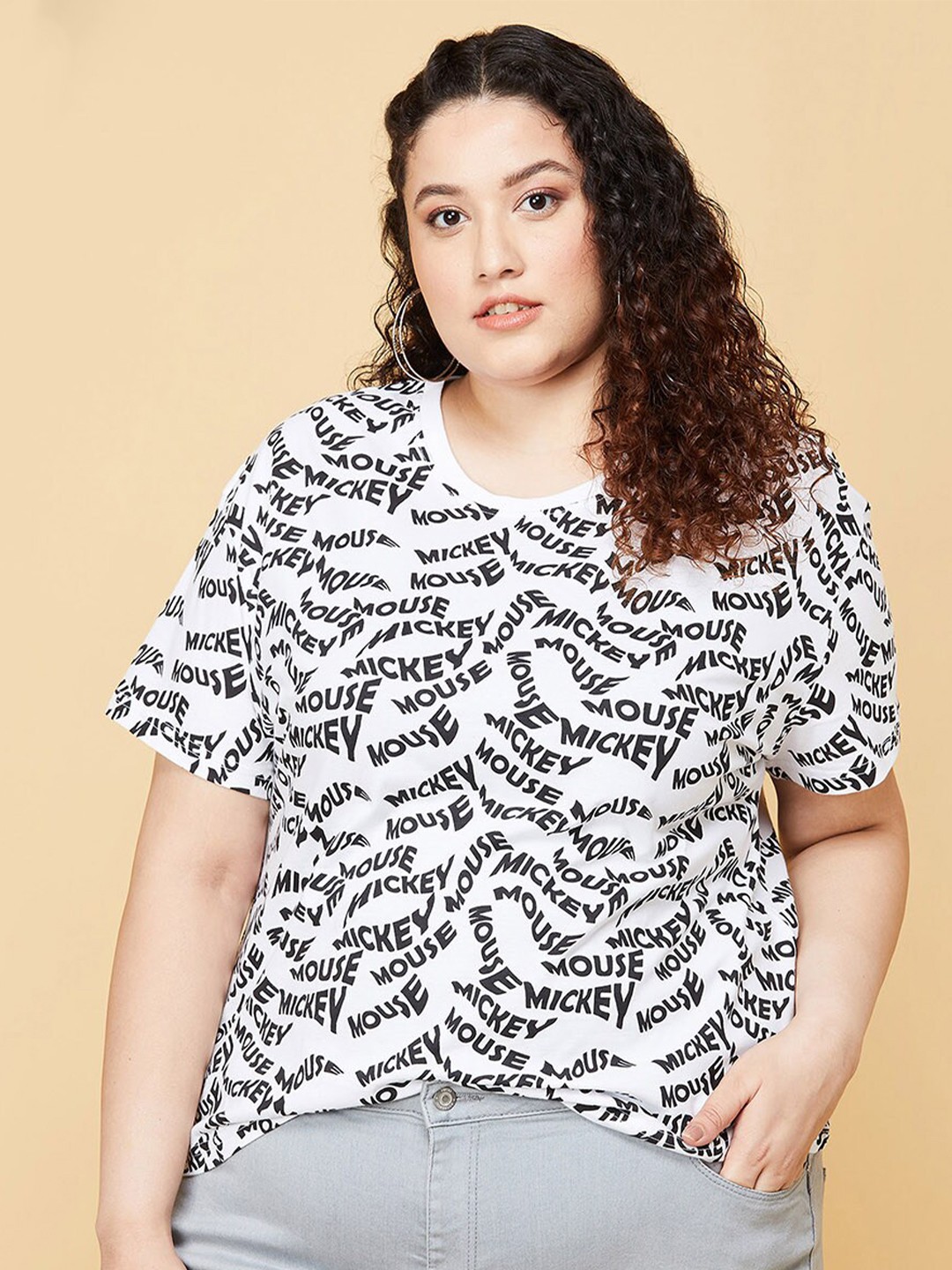 

max Women Plus Size White & Black Mickey Mouse Printed Pure Cotton T-shirt
