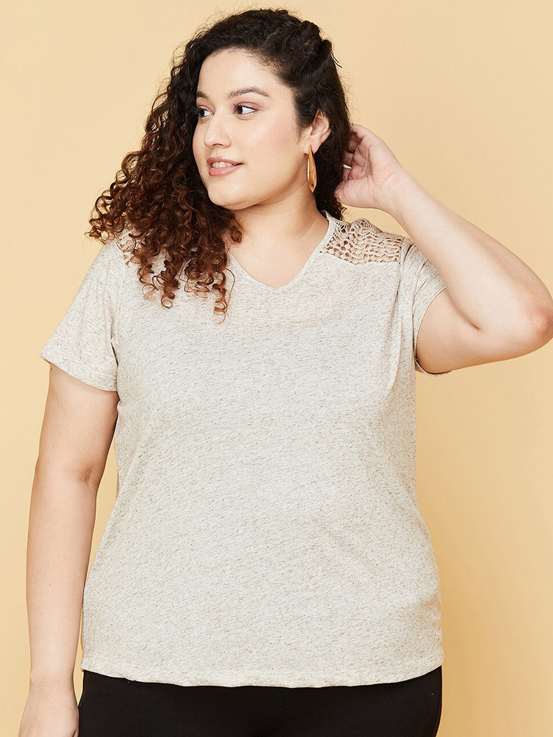 

max Plus Size Women Beige V-Neck T-shirt