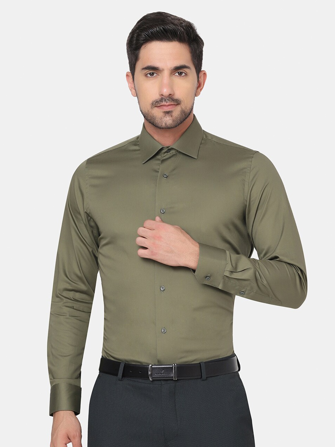 

Blackberrys Men Green Slim Fit Formal Shirt, Olive