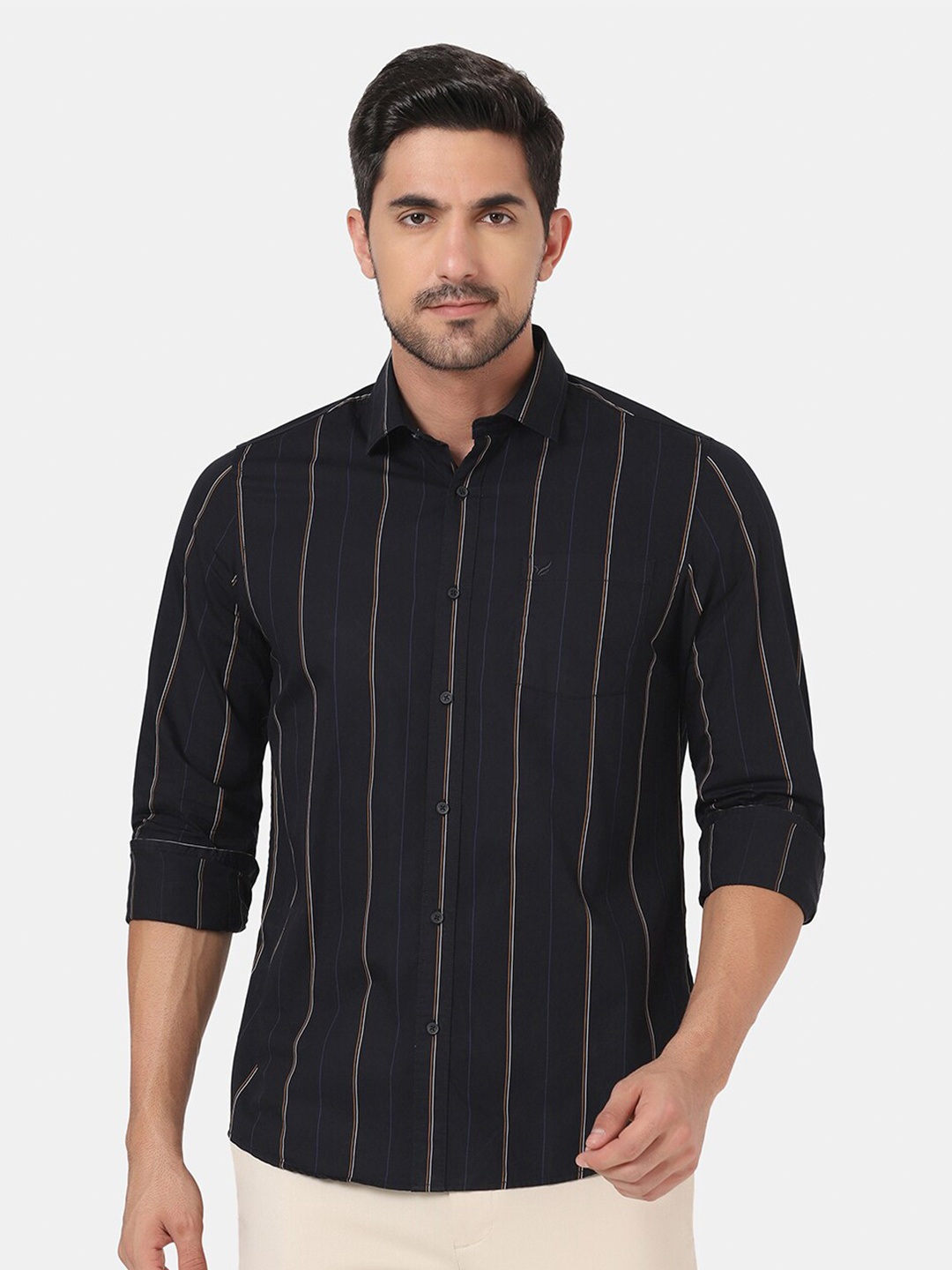

Blackberrys Men Black Striped Slim Fit Casual Shirt