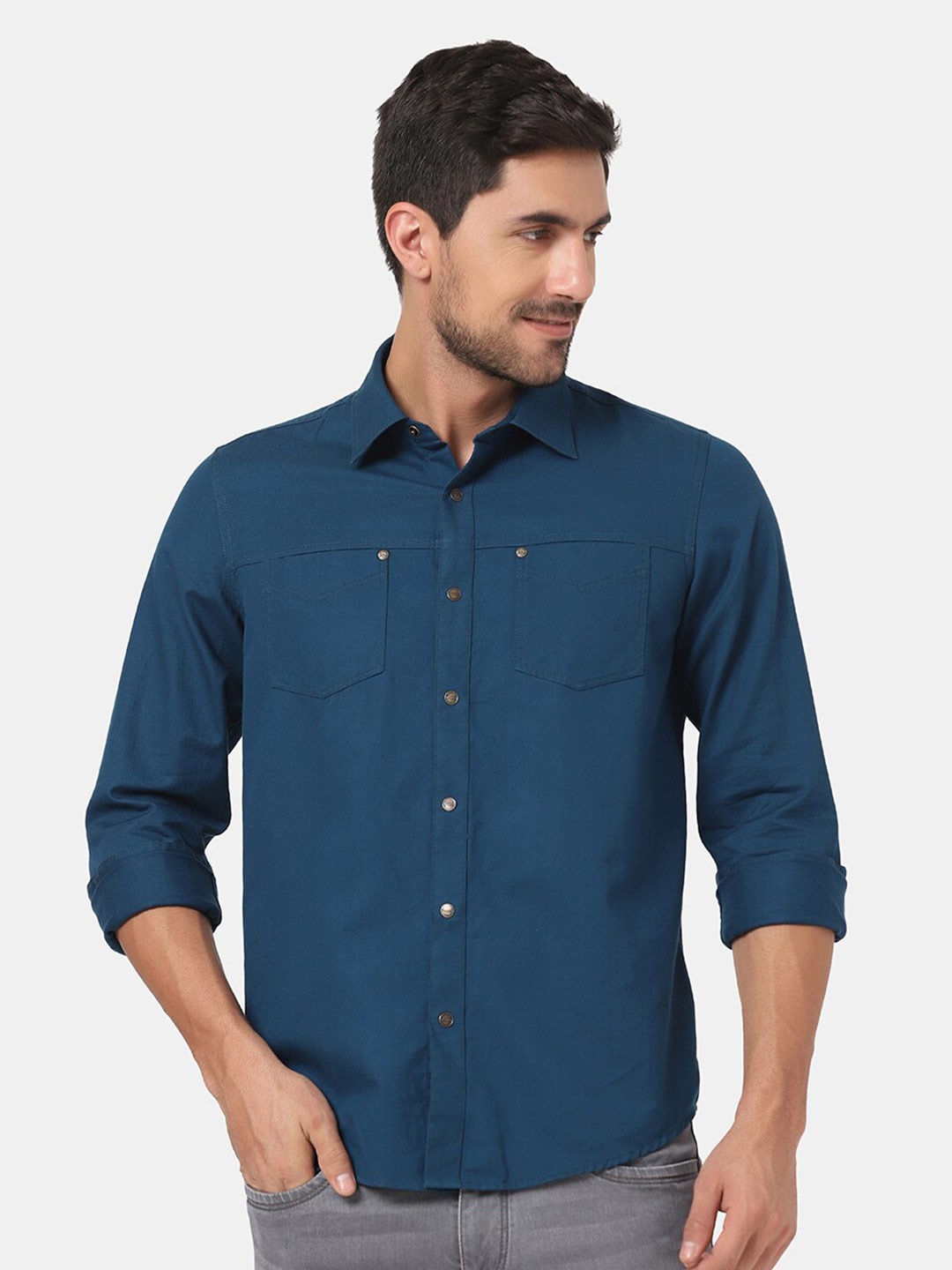 

Blackberrys Men Blue Slim Fit Pure Cotton Casual Shirt