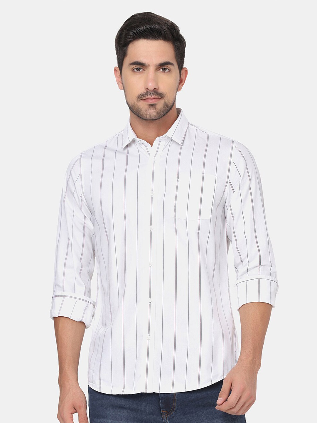 

Blackberrys Men White Slim Fit Striped Pure Cotton Casual Shirt