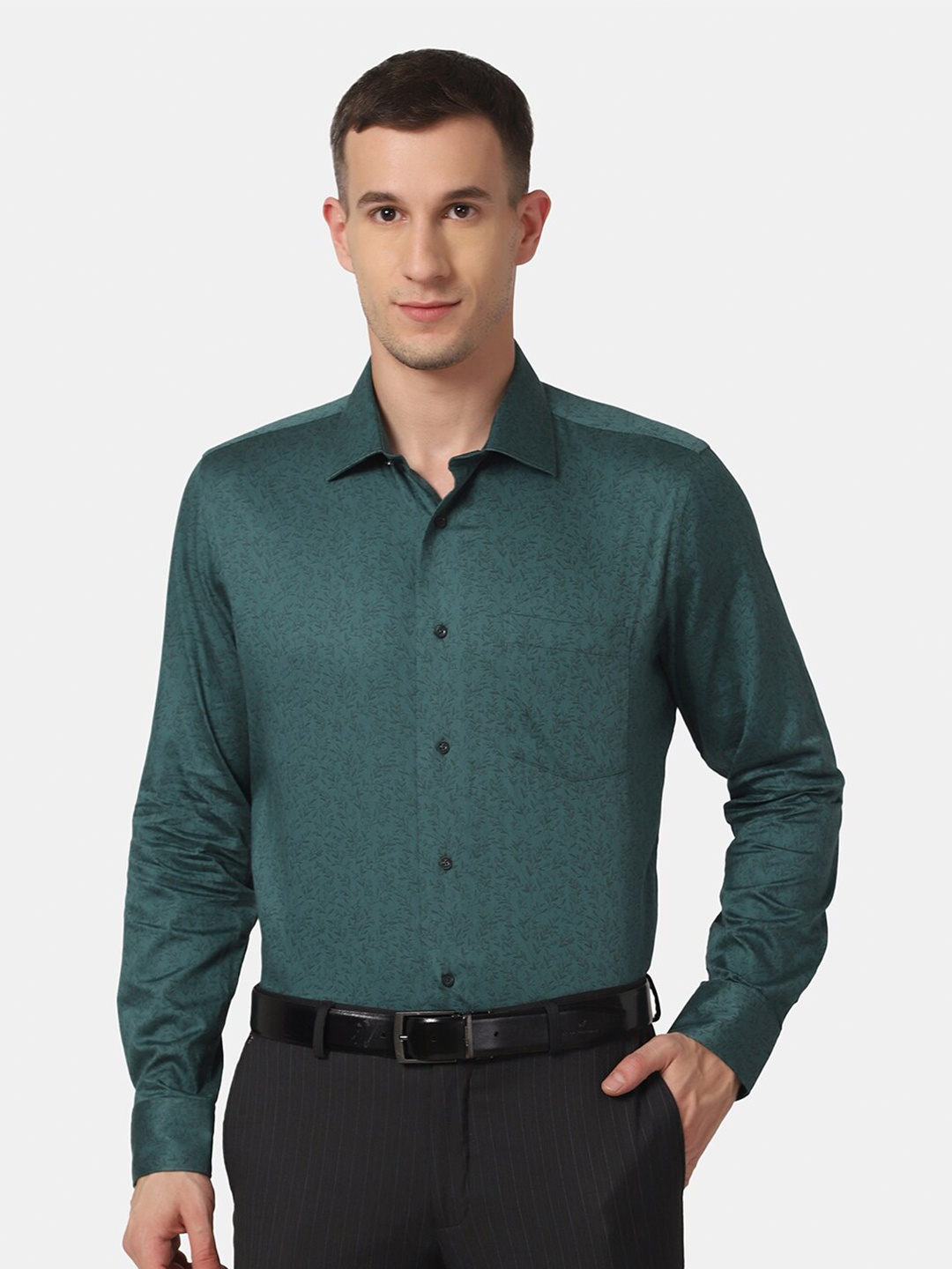 

Blackberrys Men Green Slim Fit Printed Casual Shirt