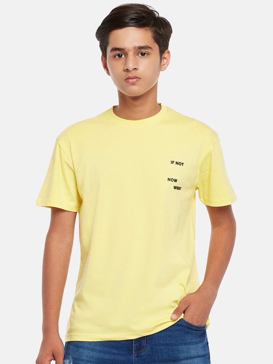 

Coolsters by Pantaloons Boys Yellow Round Neck T-shirt