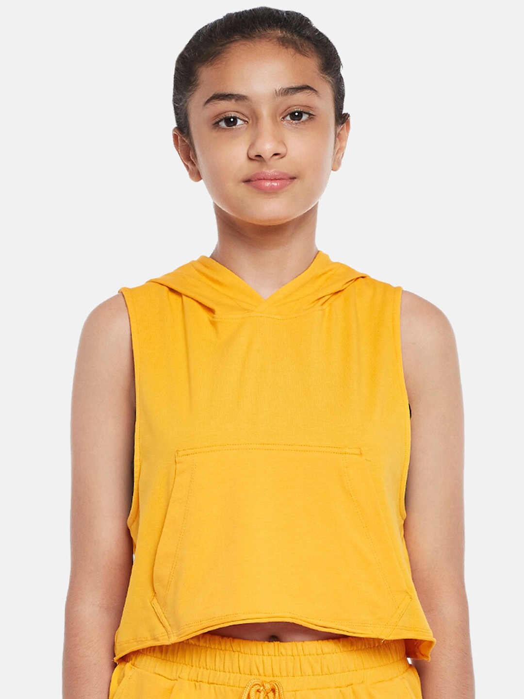 

Coolsters by Pantaloons Girls Orange T-shirt