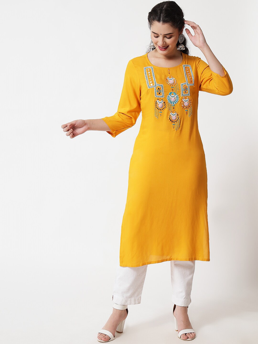 

soan Women Yellow Ethnic Motifs Yoke Design Mirror Work Kurta