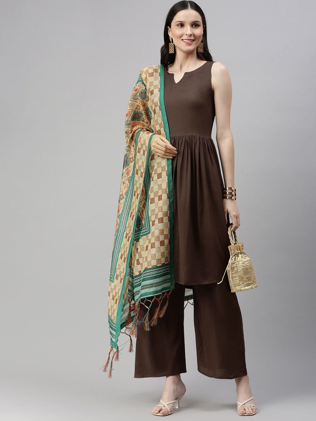 

flaher Women Brown Solid Kurta with Palazzos & With Dupatta