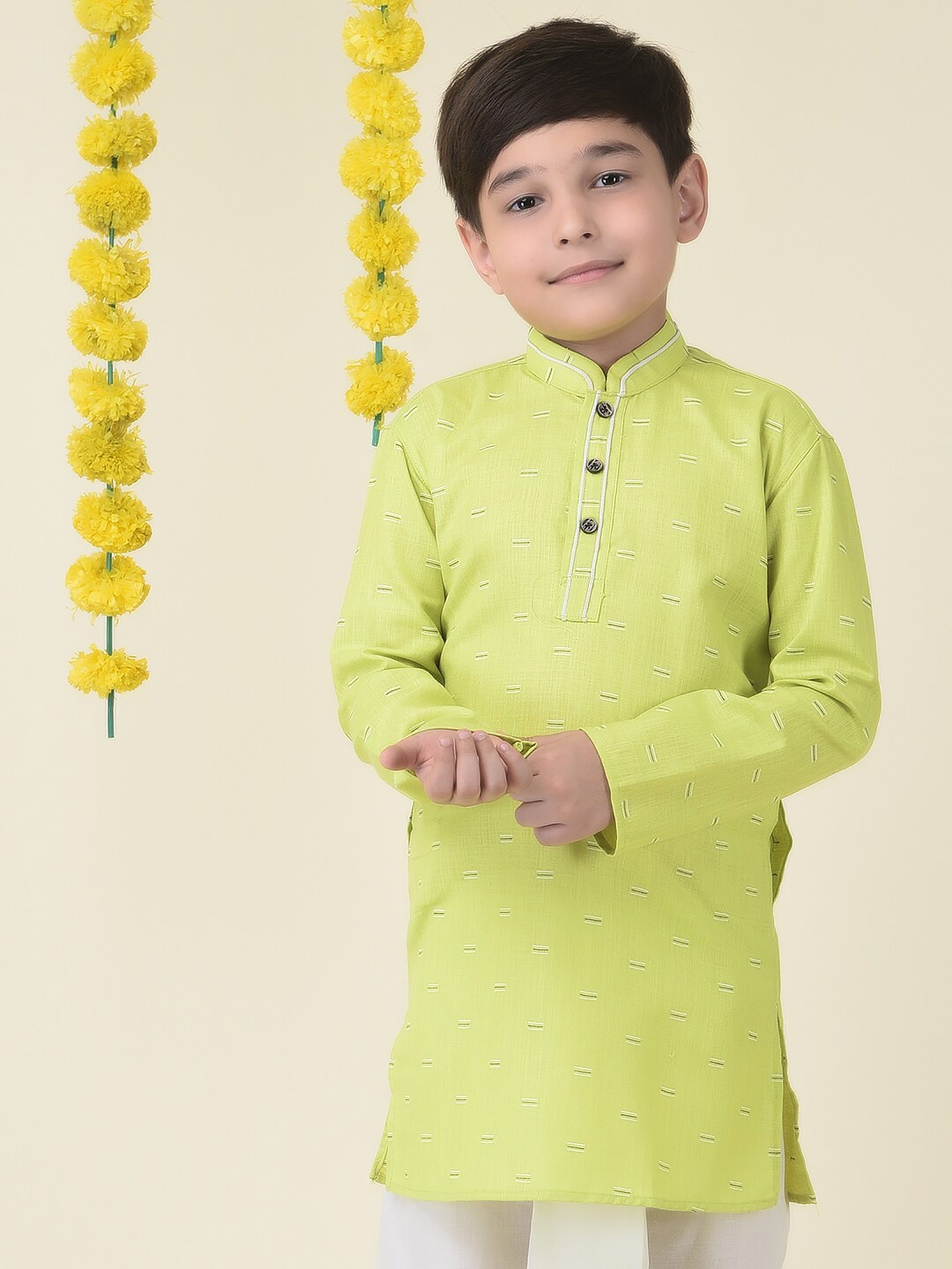 

YK Boys Boys Green Straight Mandarin Collar Cotton Kurta with Dhoti Pants