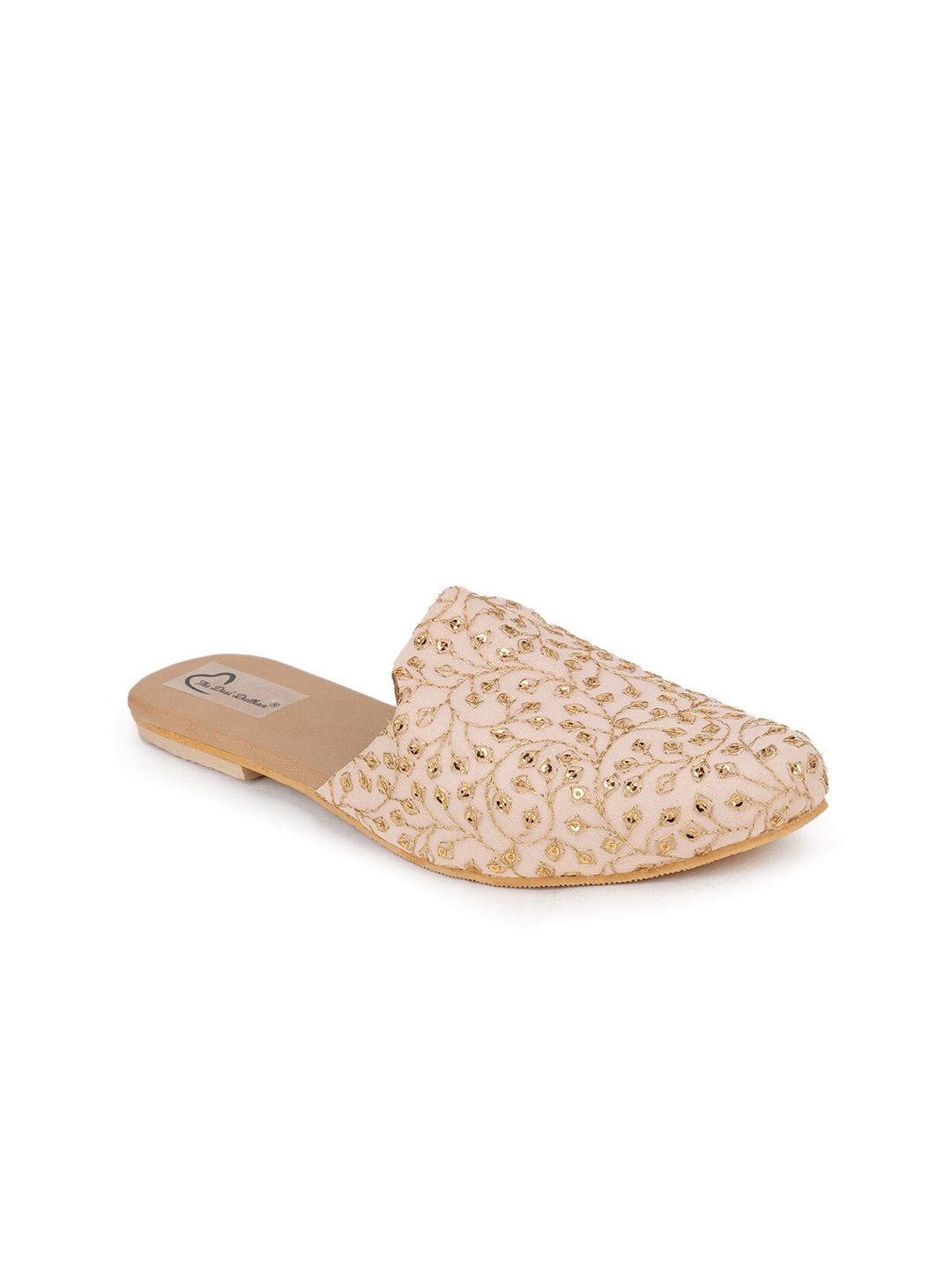 

The Desi Dulhan Women Gold-Toned Textured Leather Ethnic Flats