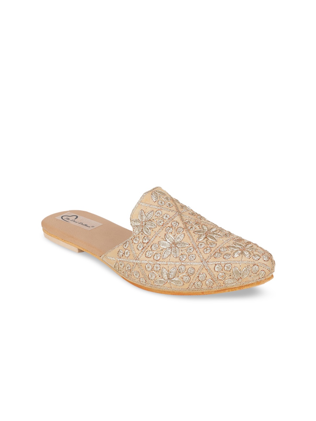 

The Desi Dulhan Women Gold-Toned Textured Ethnic Mules Flats