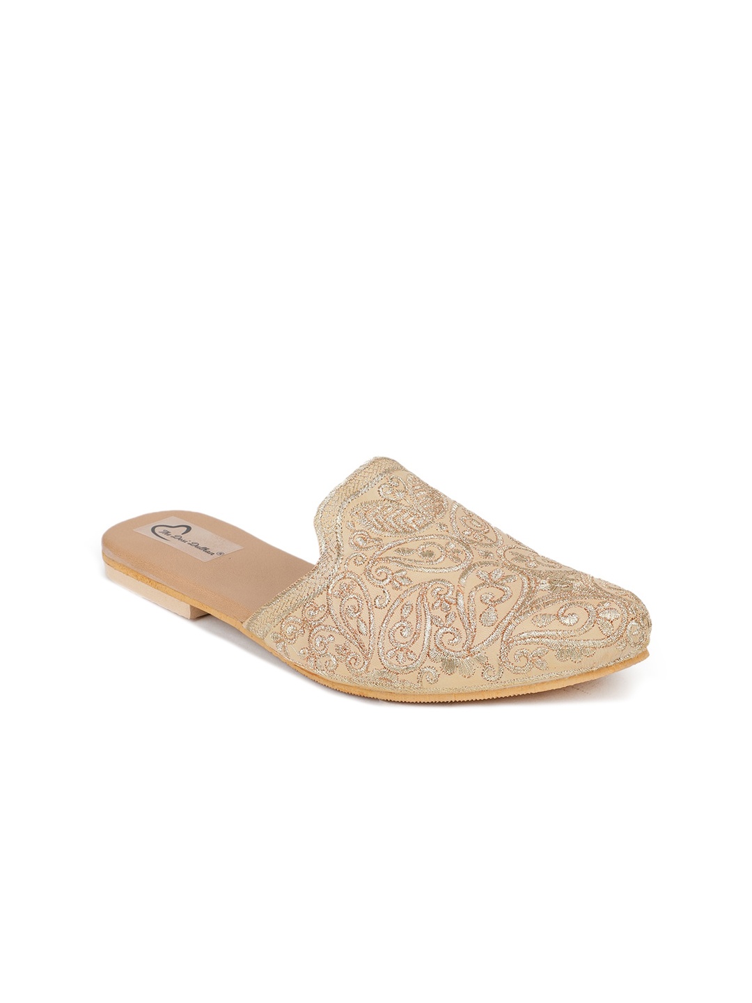 

The Desi Dulhan Women Gold-Toned Textured Leather Ethnic Flats