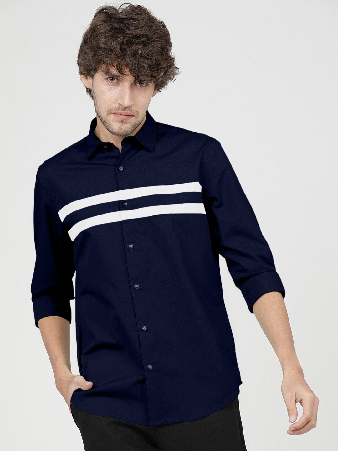 

Zombom Men Navy Blue Standard Horizontal Stripes Striped Casual Shirt