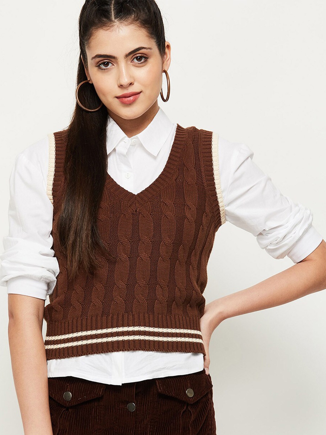 

max Women Brown Crop Pullover