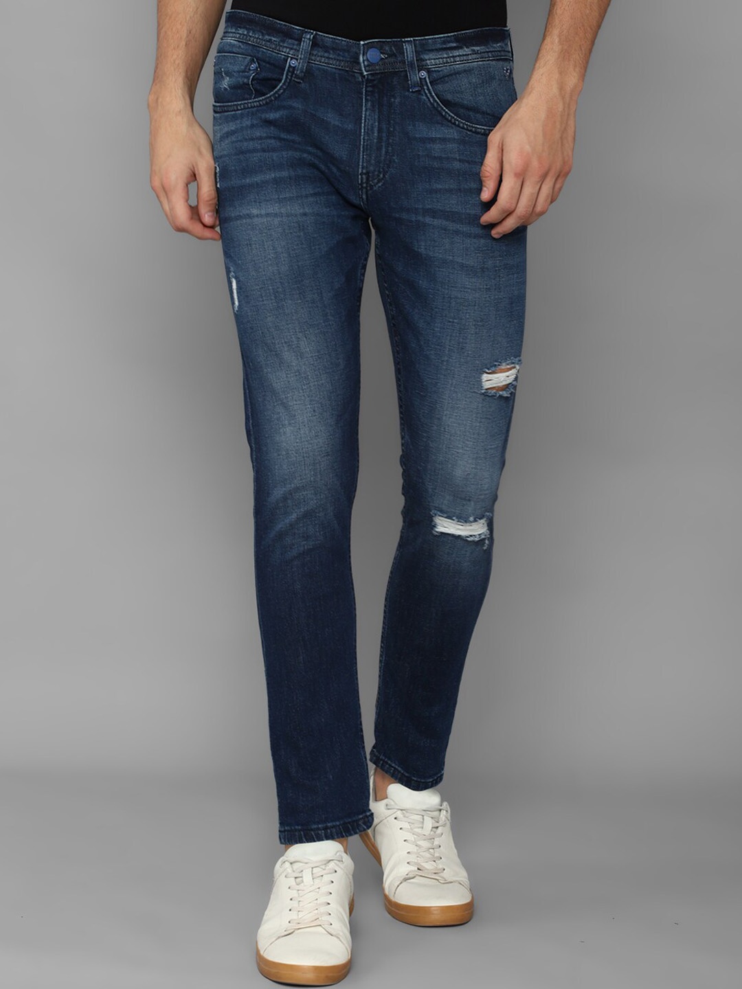 

Allen Solly Sport Men Navy Blue Skinny Fit Mildly Distressed Light Fade Jeans