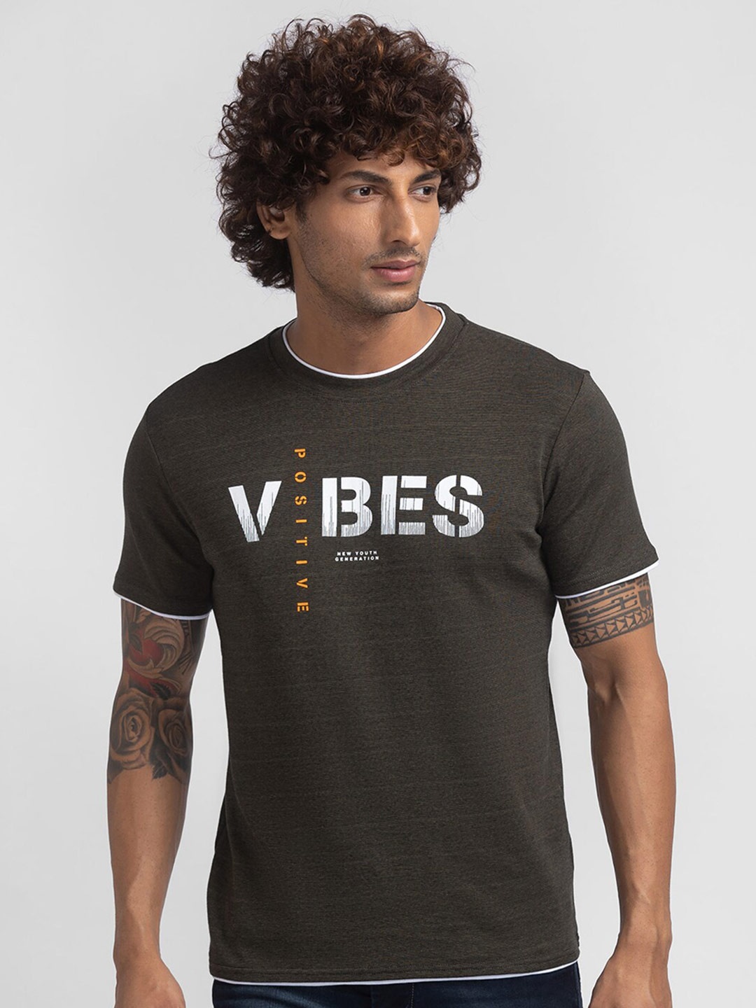 

Globus Men Olive Green Typography Printed Pure Cotton T-shirt