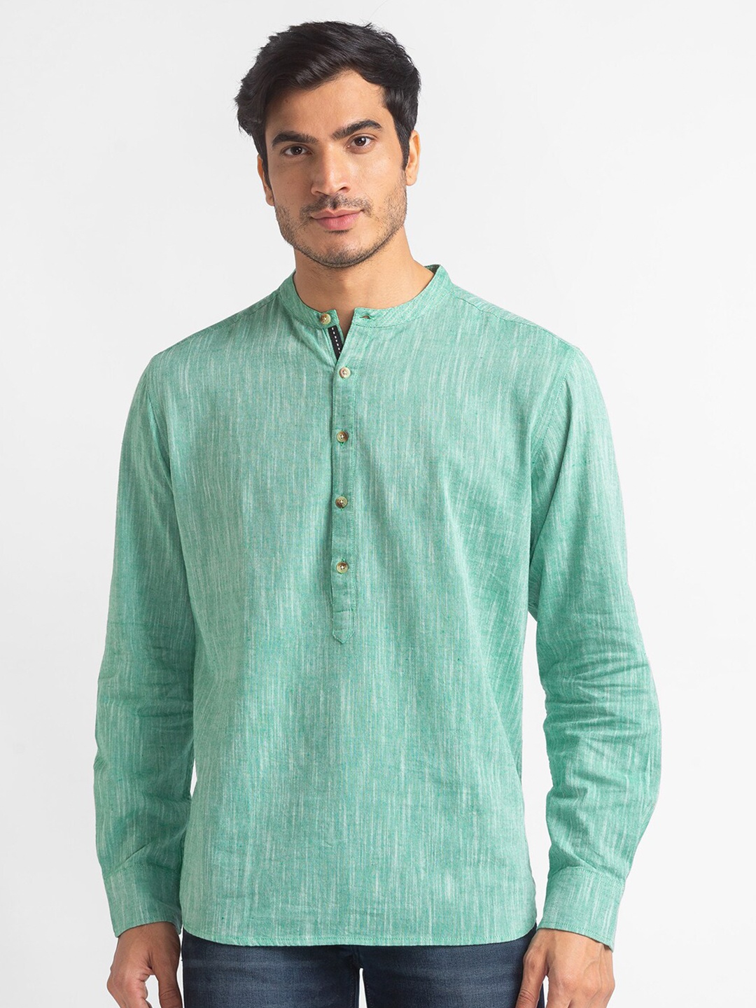 

Globus Men Green Casual Shirt