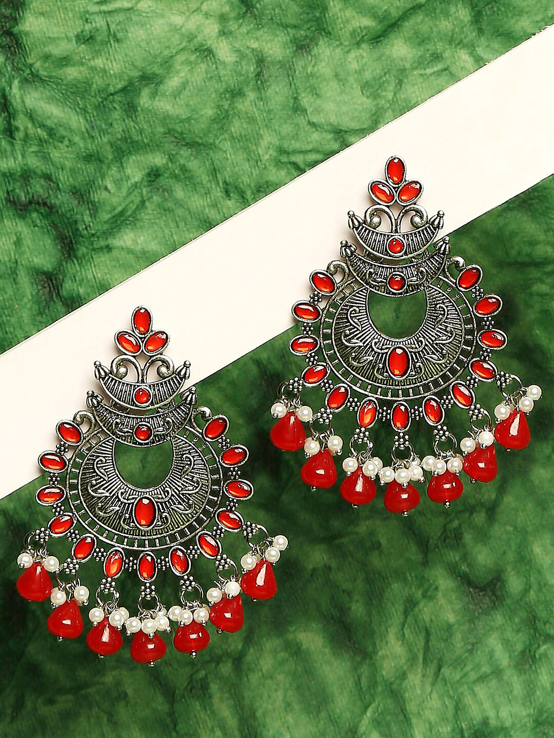 

OOMPH Red Floral Chandbalis Earrings