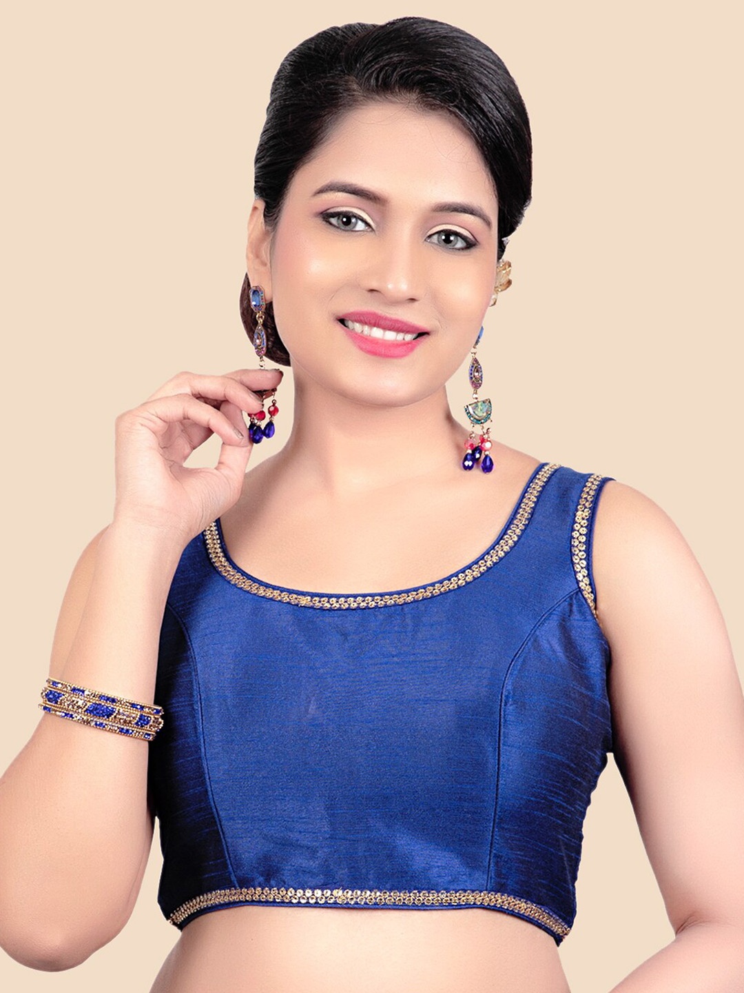 

FEMMIBELLA Women Blue Solid Stone Work Lace Padded Readymade Saree Blouse